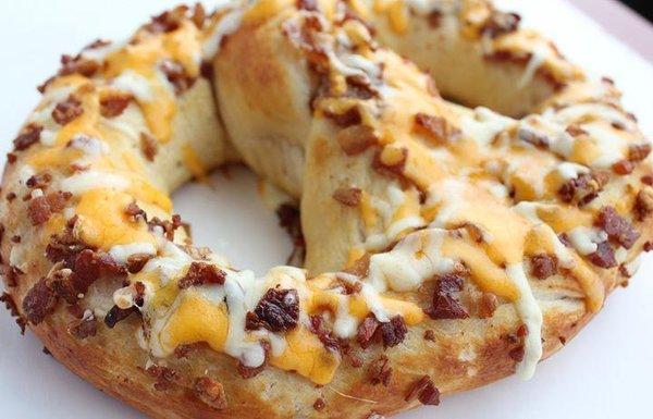 Bacon & Cheese Pretzel