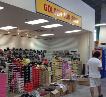 Shoe store inside of HEB.