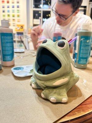 Frog ceramic