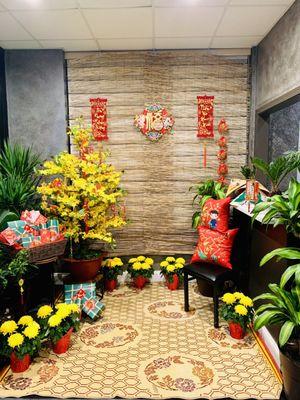 Beautiful entrance decor that breathes Vietnam Springtime nostalgia