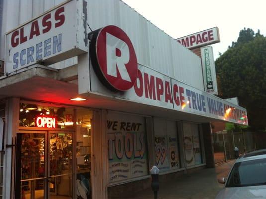 Rompage store front