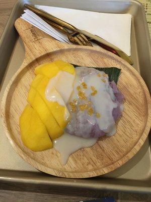 Mango sticky rice