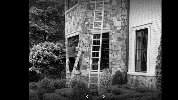 outside window cleaning