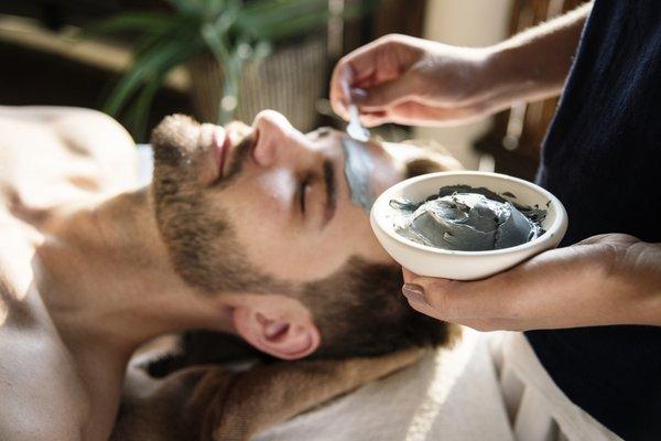 Relaxing facials to hydrate, rejuvenate and reset