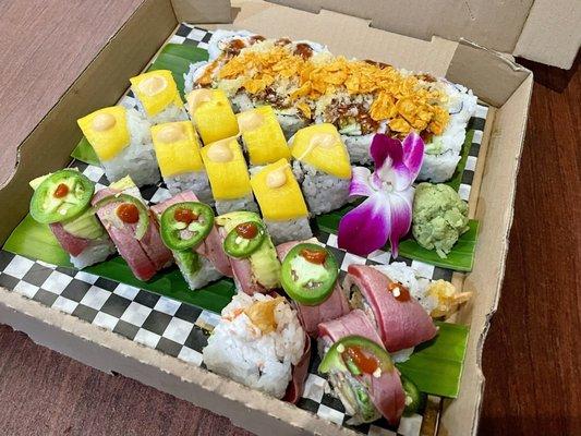 Creative sushi in pizza box concept