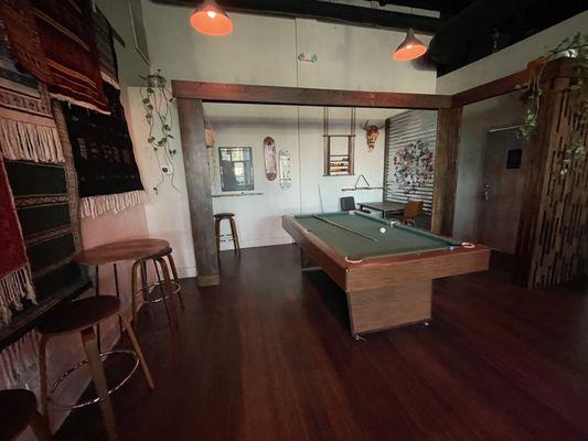 Free pool table