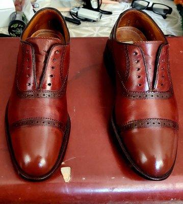 Originally this shoe look abridge with out a proper polish.