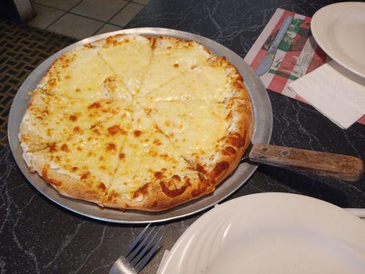 "Small" white pizza