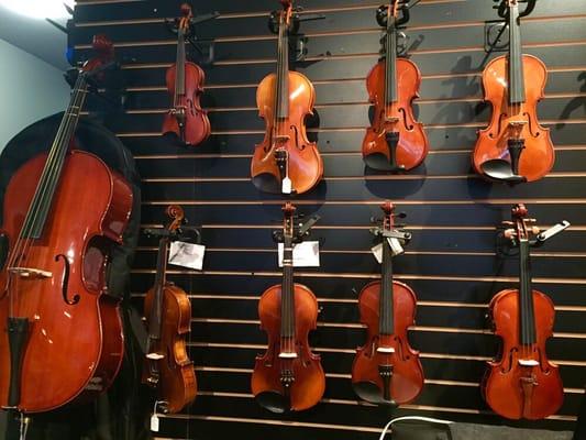 A violin of every size for all budding violinists!