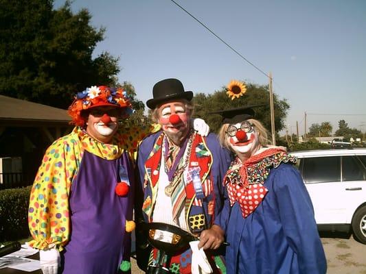 We Love balloon fantasy We get all of our clown supplies there. From Jokey The Clown and Friends.Want a Clown 805-925-3829