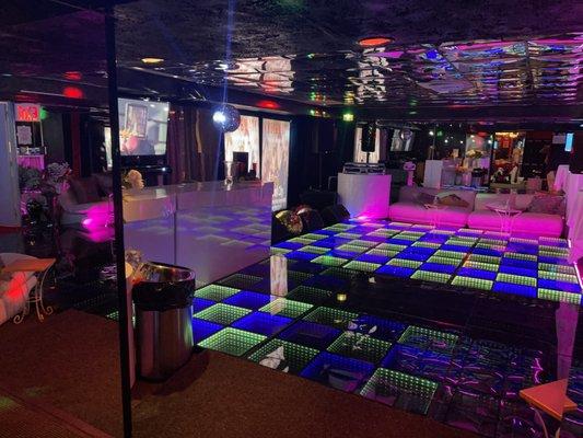 LED DANCE FLOOR