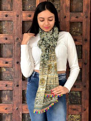 Organic cotton scarf