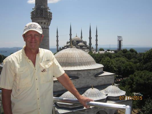 I have a great hotel in the Sultanahmet area to visit Topkapı Palace, Hagia Sophia ,the Hippodrome, and the Blue Mosque.