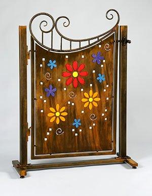 Artistic metal gate made by Arte Fierro