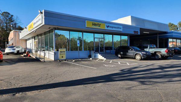 Hertz Car Rental - Raleigh - Capital Blvd HLE