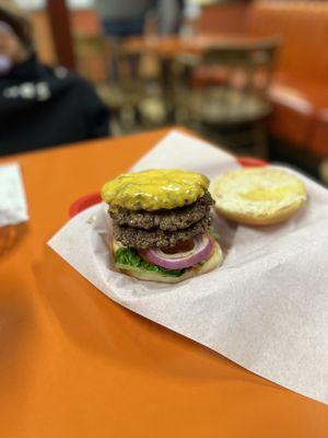 George's Giant Hamburger