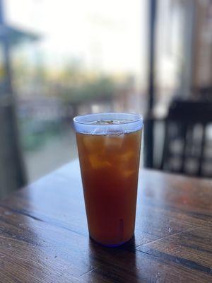 Mango iced tea (unsweetened)