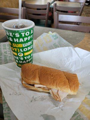 Sweet Tea and Turkey Sandwhich