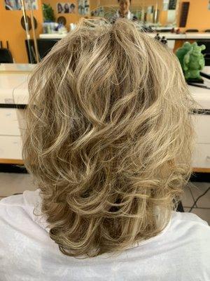 Full color and highlights with cut and style #Newarkplaza #hairsalon#hihglights#newcolor