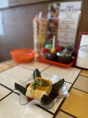 Tender tofu w/ thousand year egg -Yum!!