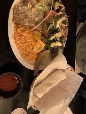 mojarra frita with flour tortilla