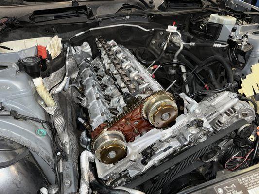 Cylinder head fully serviced and cleaned.