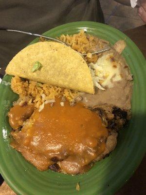 Chili relleno and taco lunch special with rice and beans