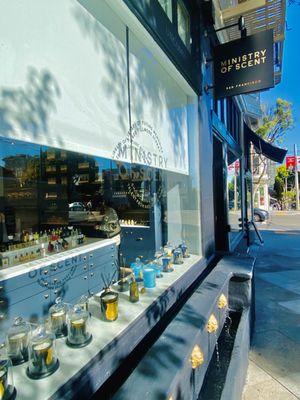 It's a new storefront on Fillmore! Not new to SF; just new to this neighborhood