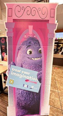 Happiness is a warmヽ(*‿*)ノwelcome from sweet Blue @ Baskin-Robbins. We all love the adorable furry, purple monster on IF.