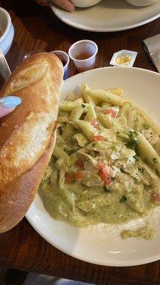 Creamy Pesto Pasta