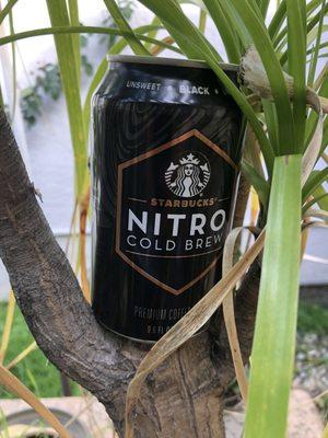 Starbucks nitro cold brew-black (3.94)