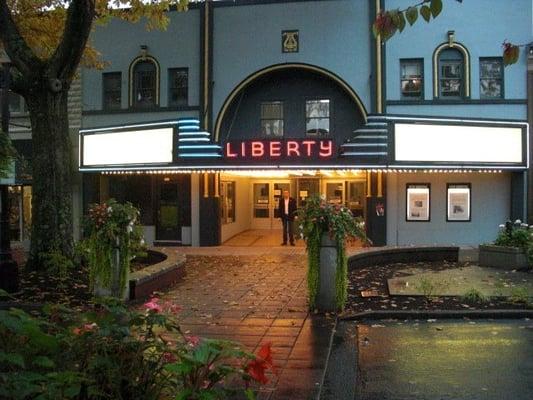 Liberty Theatre and Camas Town Square 2010