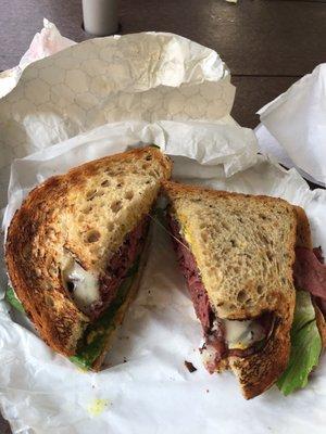 J2 - Pastrami sandwich (lettuce, tomatoes, and mustard on toasted Rye bread)