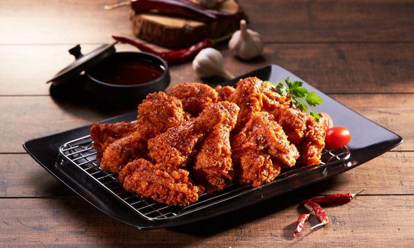 RED HOT PEPPER CHICKEN
 [Crispy and tender chicken tossed in our addictive gochujang (red pepper paste] sauce]