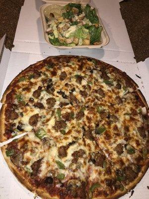 Large twin cities crust deluxe with Italian sausage