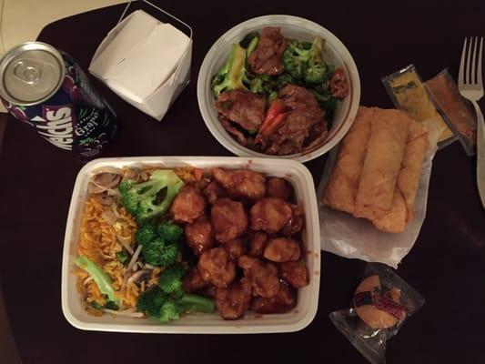 Beef with broccoli 
 General Tso's Chicken
 Egg and spring rolls
 Free soda with purchase over $20