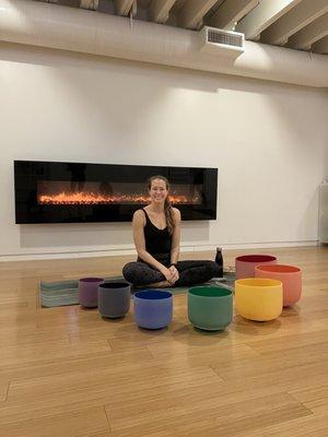 Relaxing yoga & sound bath with Sallie