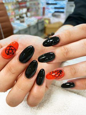 Halloween  nails by Daisy