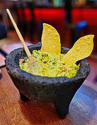 Guacamole Molcajete