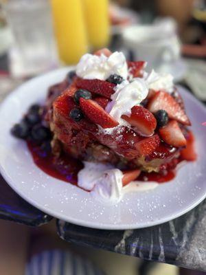 French toast with strawberry