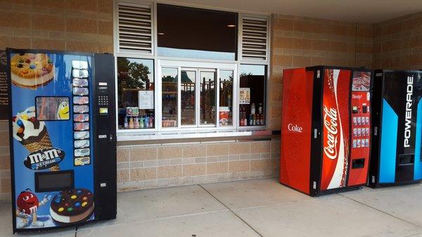 2018-07-12. Macomb Corners Park. Macomb, MI. Concessions Stand.