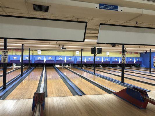 Duckpin lanes