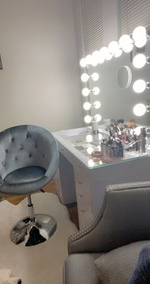 I got a beautiful vanity from them a few weeks ago and I've been very happy with it! Thank you!