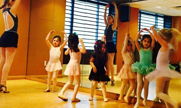 Ballet/Tap combo class for ages 3-5 with Classical Ballet dancer Jennifer Hite.