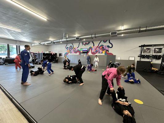 Kids jiu jitsu class at UJJ