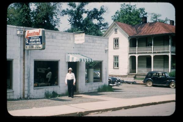 Mr. Brown opens for business in 1922