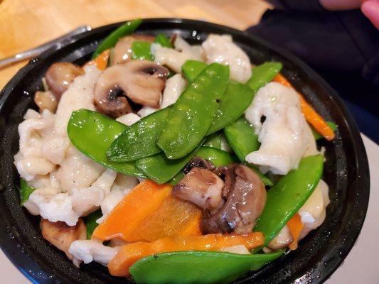 Chicken with snow peas