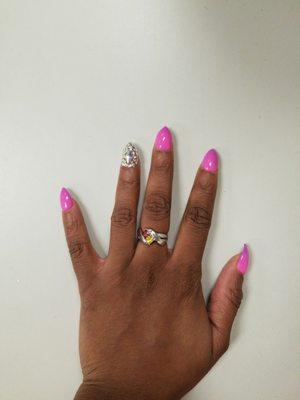 I love how Rolee did my nails for birthday! So Barbie like!!!