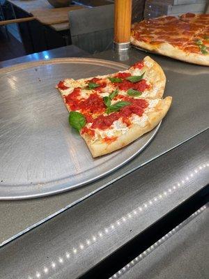 Margherita pizza