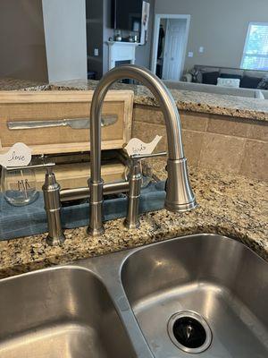 Sexy new kitchen faucet, I love love love it!!!